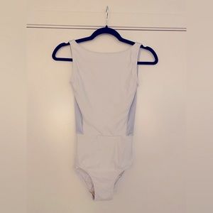 Elevé Allison Leotard White and Silver Velvet Sz M